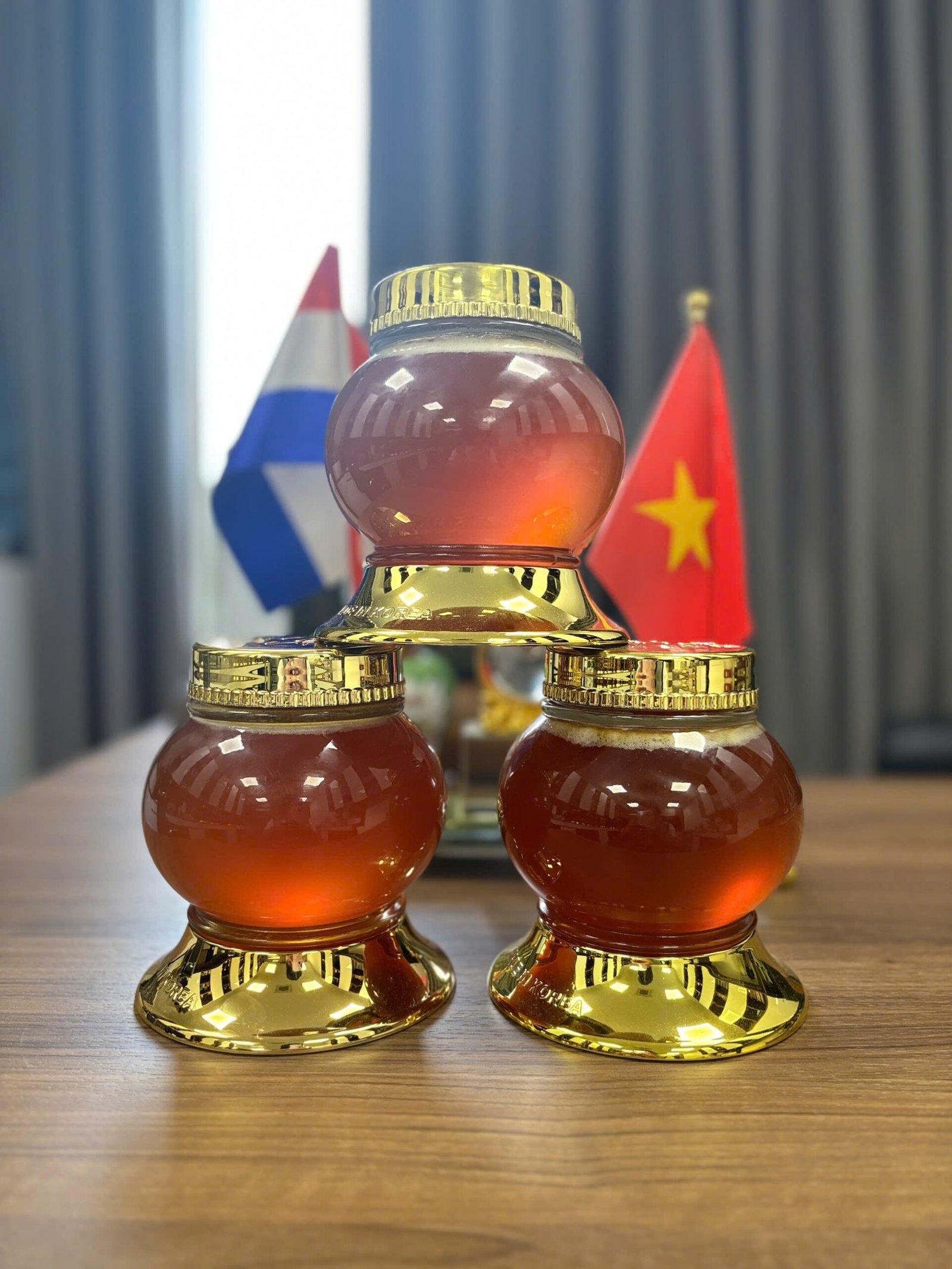 Mật Ong Rừng Tây Bắc Hảo Hạng ( 1000ml/ lọ)